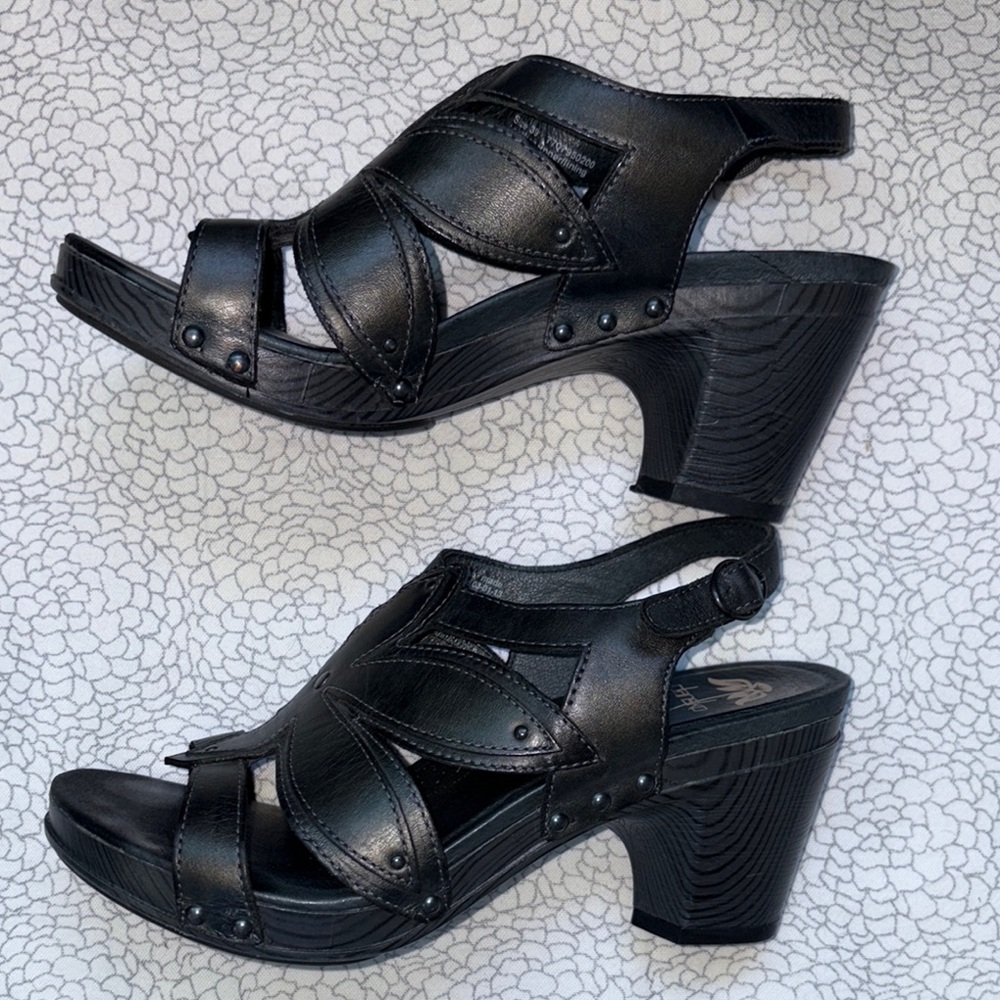 Dansko Black Chunky Heel Sandals - Picture 3 of 8
